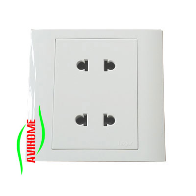 Hager Ổ cắm đôi 2 chấu WXES10U2
