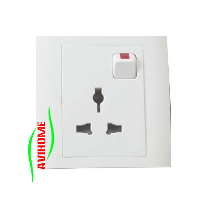 Hager Ổ cắm có công tắc WXES116IS