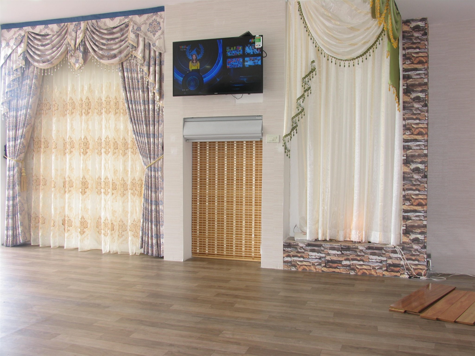 HỆ THỐNG RÈM MÀNH THÔNG MINH